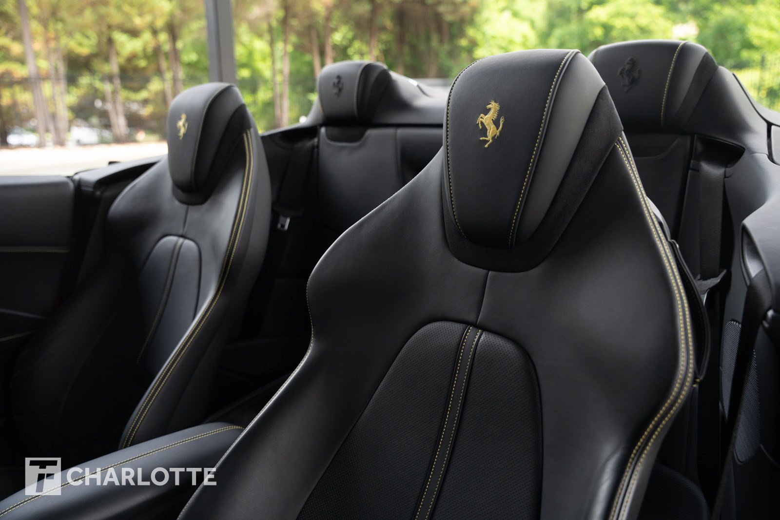 Used 2024 Ferrari Roma Spider RWD image 22