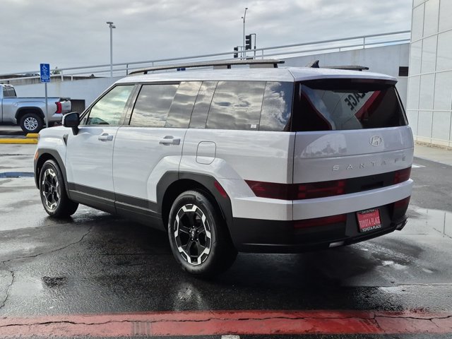 Used 2026 Hyundai Santa Fe SEL FWD image 12