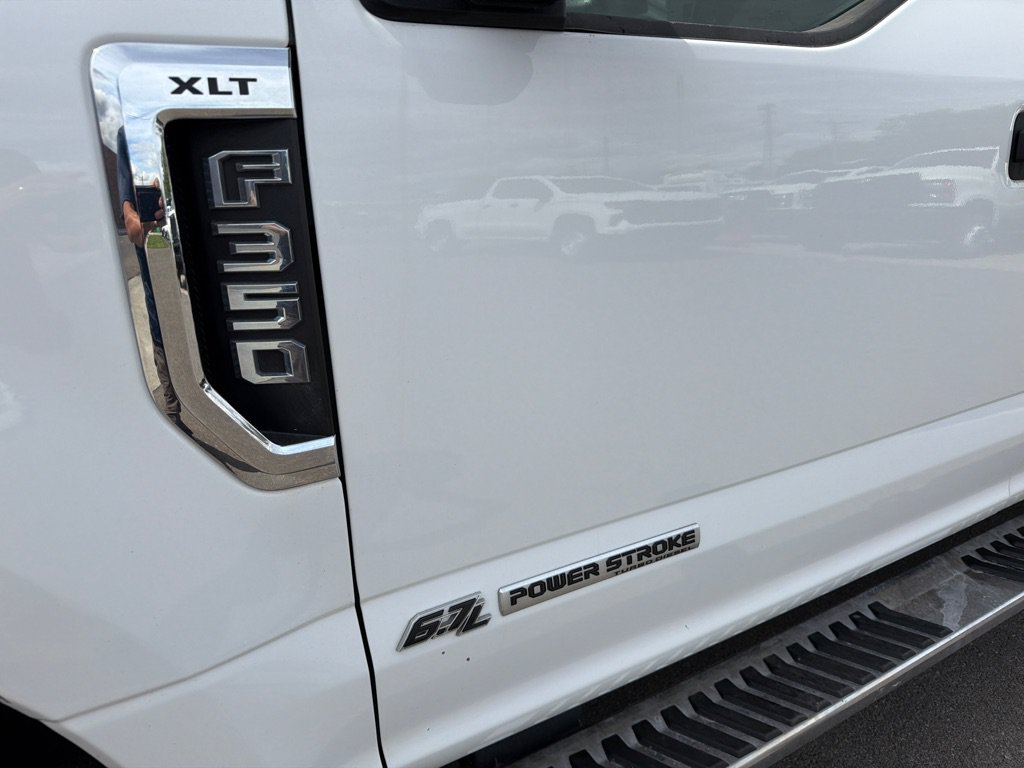 Used 2021 Ford F350 XLT AWD/4WD image 10