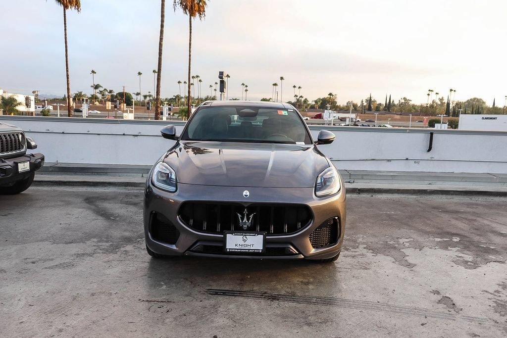 Used 2023 Maserati Grecale Modena AWD/4WD image 3