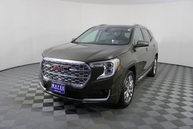 Used 2023 GMC Terrain Denali w/ Denali Premium Package image 27