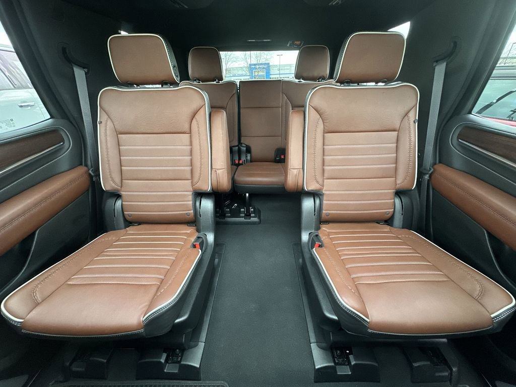 Used 2023 GMC Yukon Denali Ultimate image 23