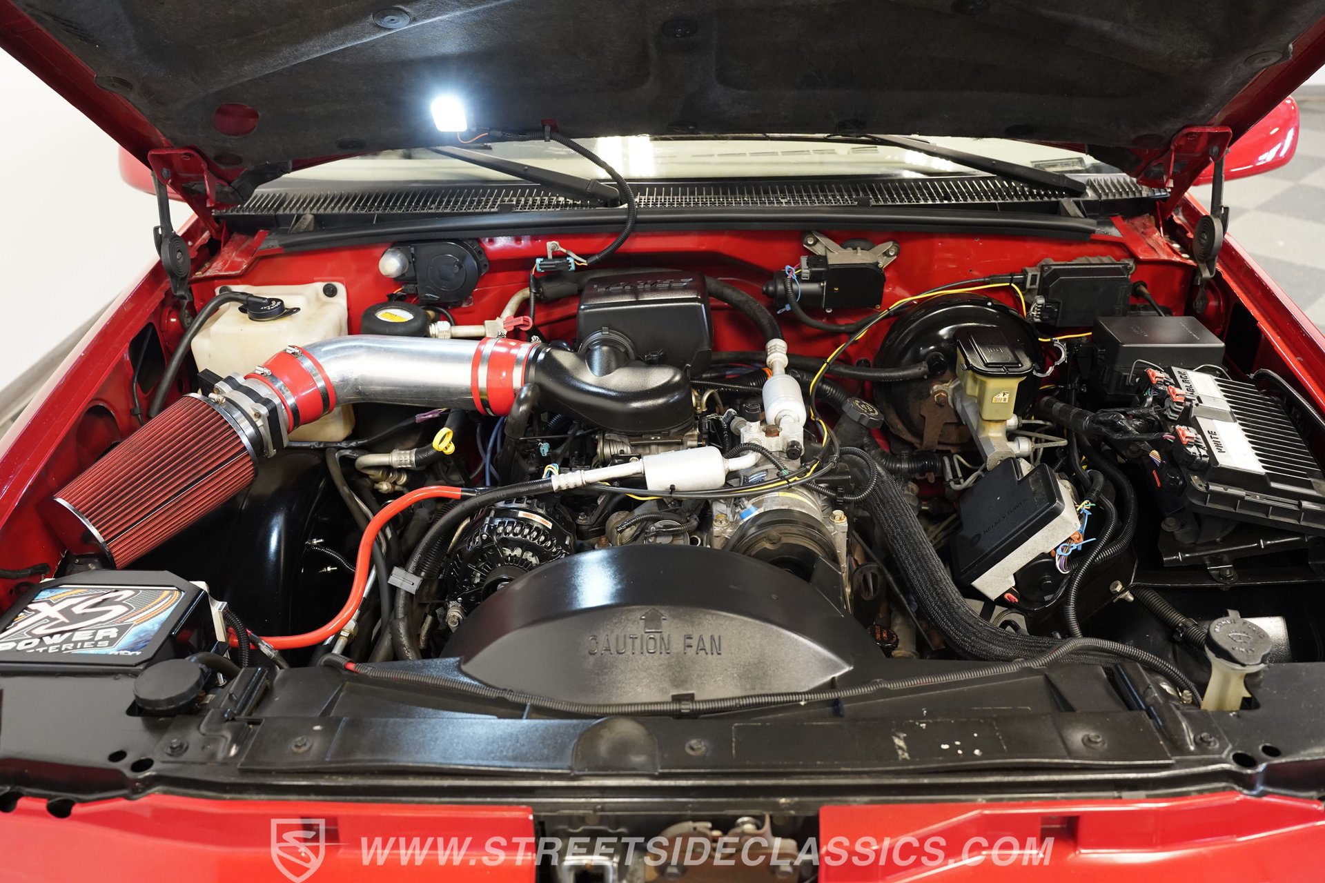 Used 1996 Chevrolet Suburban 2WD image 4
