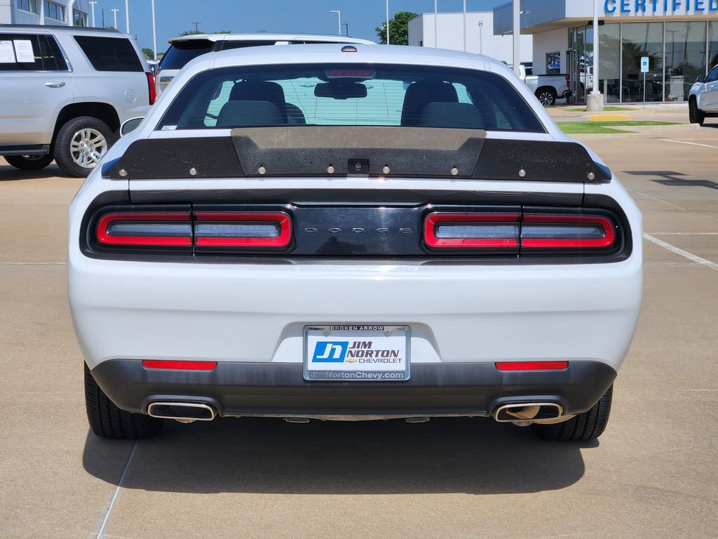 Used 2023 Dodge Challenger SXT w/ Blacktop Package RWD image 7