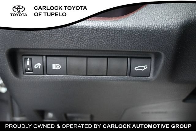 Used 2021 Toyota RAV4 Limited AWD/4WD image 25