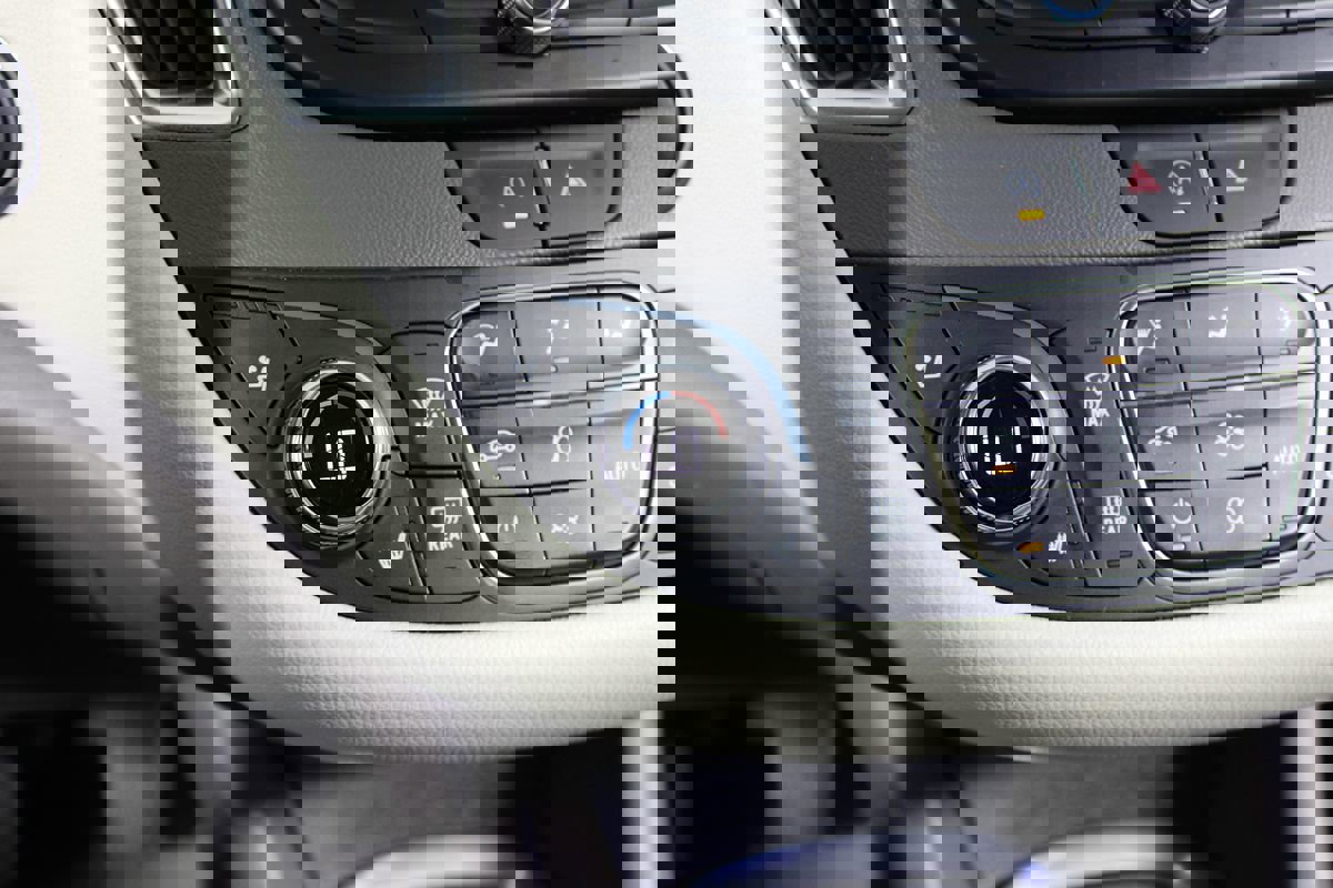 Used 2024 Chevrolet Malibu LT image 14