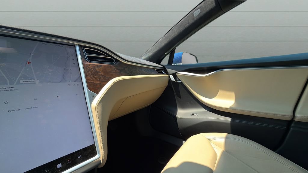 Used 2016 Tesla Model S 90D AWD/4WD image 14