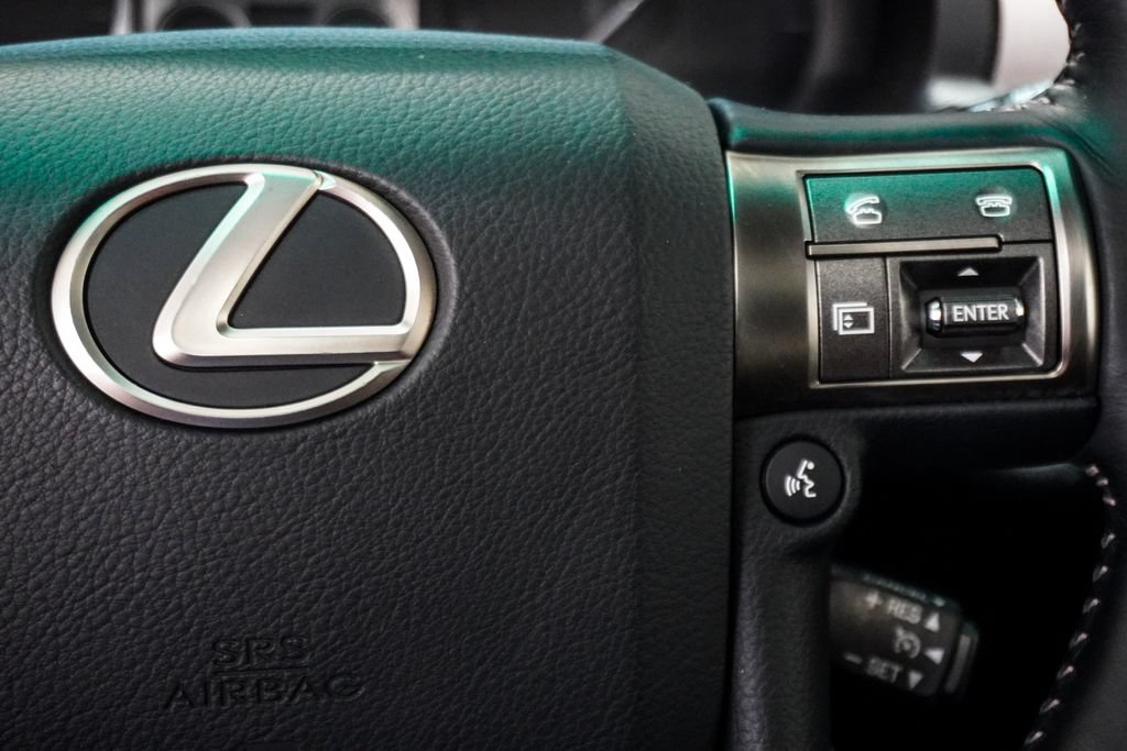 Used 2017 Lexus GX 460 Premium AWD/4WD image 16