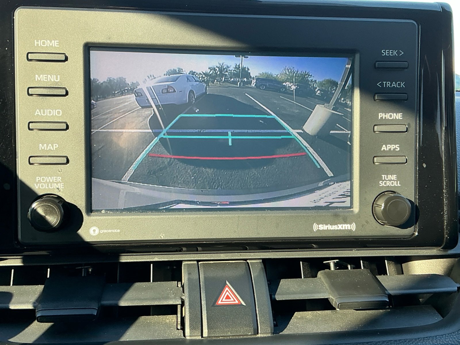 Used 2021 Toyota RAV4 XLE w/ Carpet Mat Package (TMS) image 29