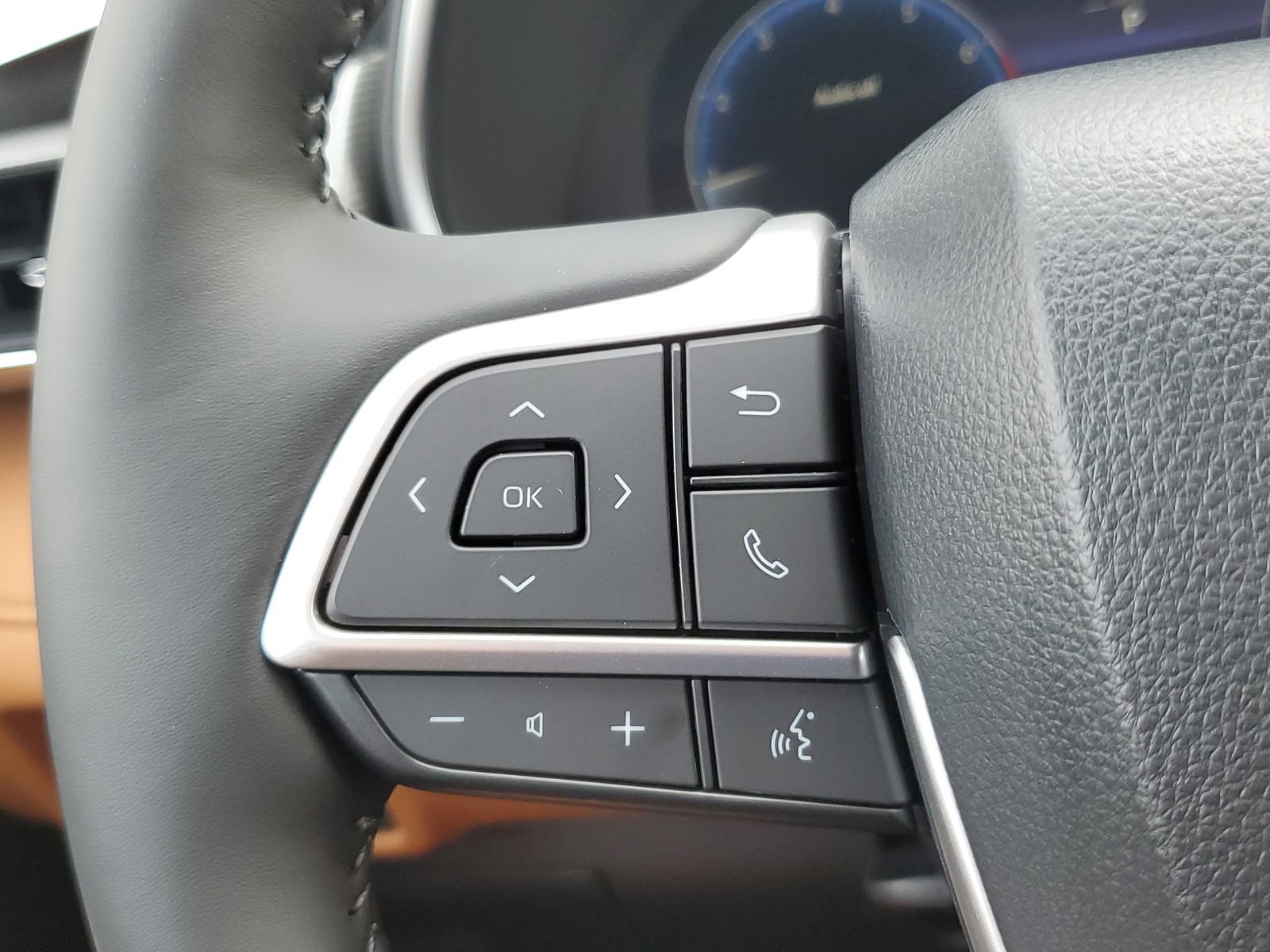 New 2026 Toyota Highlander Platinum AWD/4WD image 24