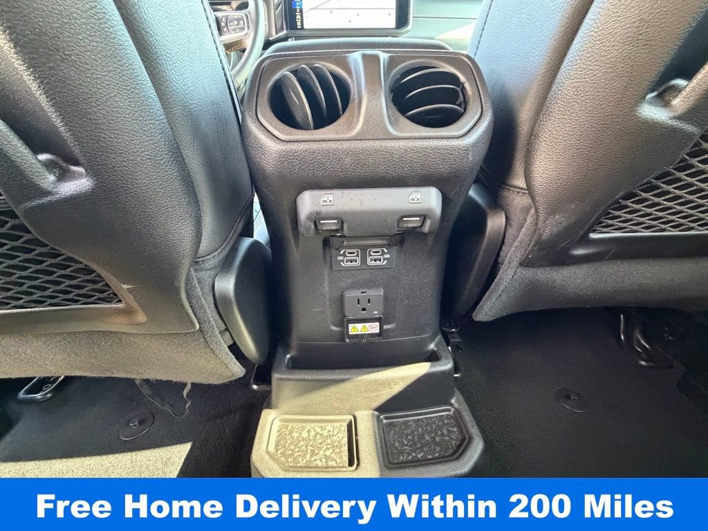 Used 2024 Jeep Wrangler Unlimited Sahara w/ Technology Group image 30