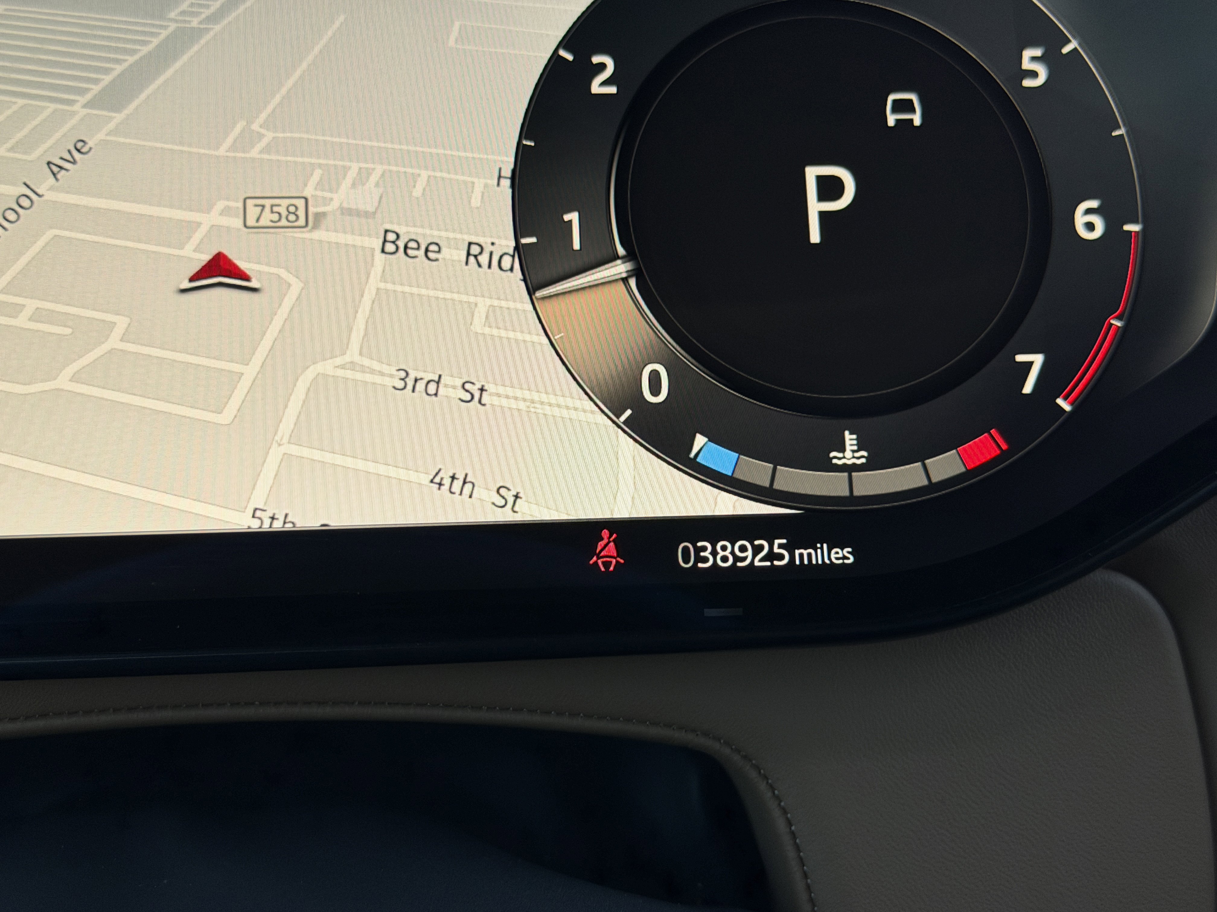 Used 2023 Land Rover Range Rover Sport SE Dynamic image 33