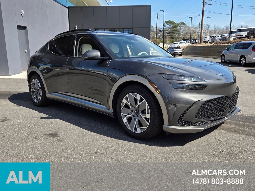 Used 2025 Genesis GV60 RWD image 16