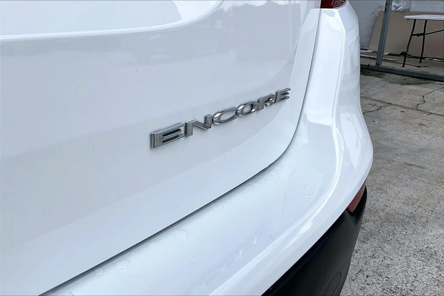 Used 2022 Buick Encore Preferred w/ Safety Package FWD image 21
