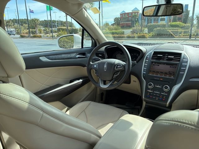 Used 2018 Lincoln MKC Reserve image 25