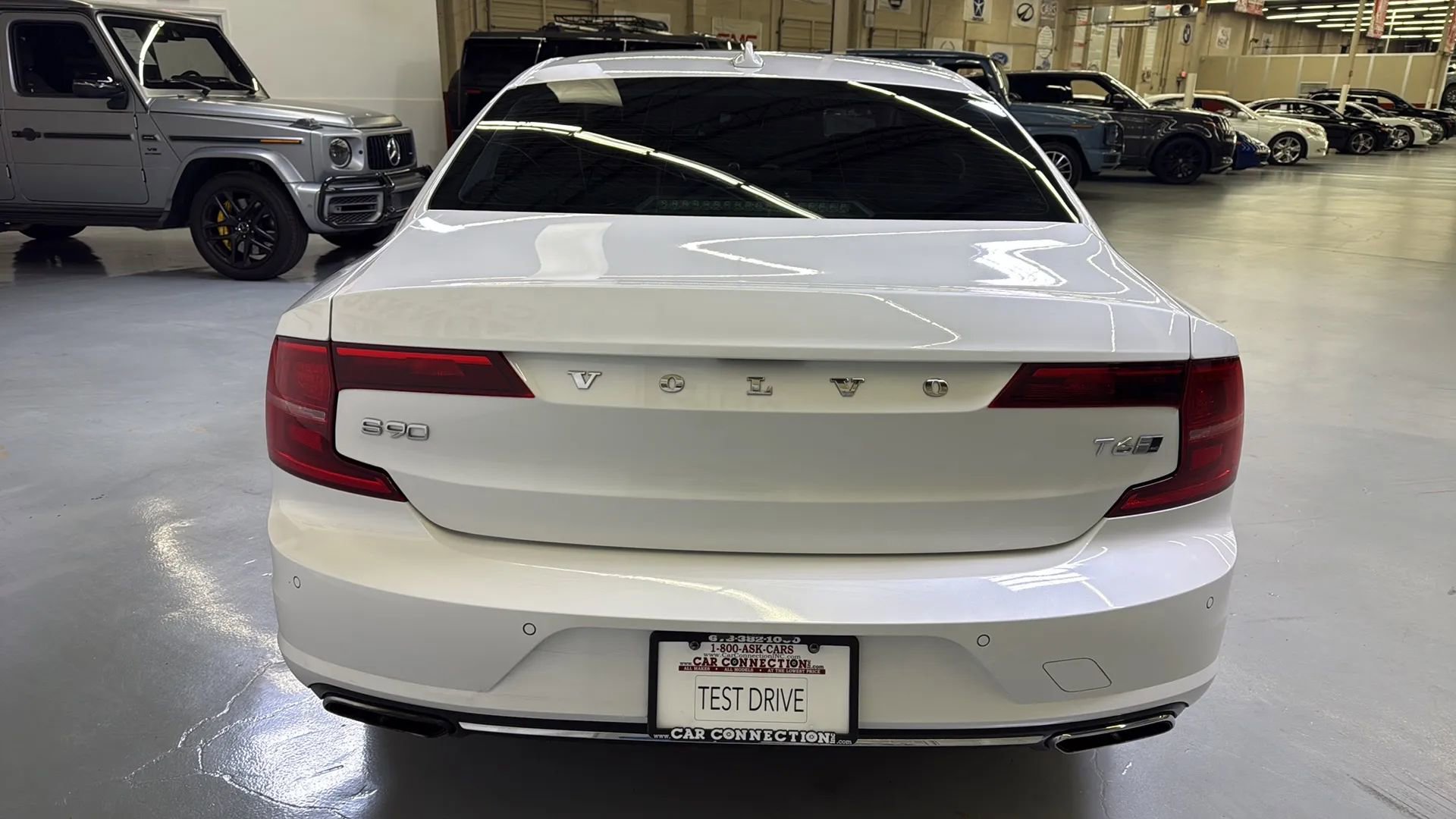 Used 2018 Volvo S90 T6 Inscription image 7