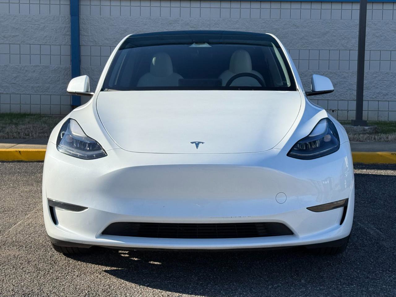 Used 2024 Tesla Model Y Performance image 2