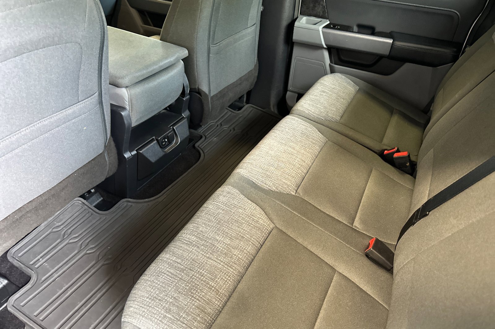 Used 2021 Ford F150 XLT w/ Equipment Group 301A Mid image 13