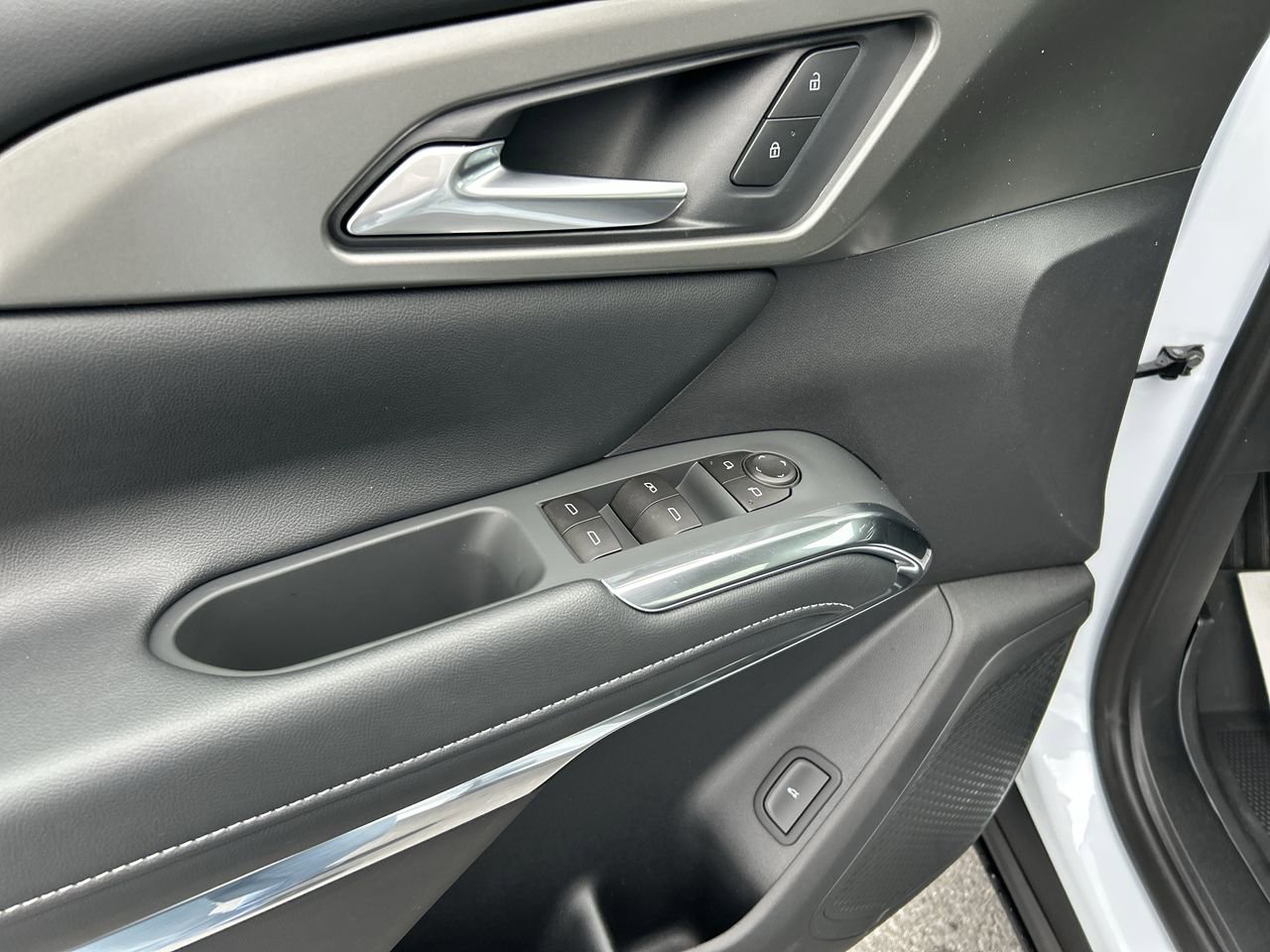 New 2026 Chevrolet Traverse LT image 20