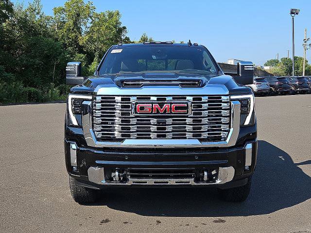 New 2026 GMC Sierra 2500 Denali w/ Denali Reserve Package image 2