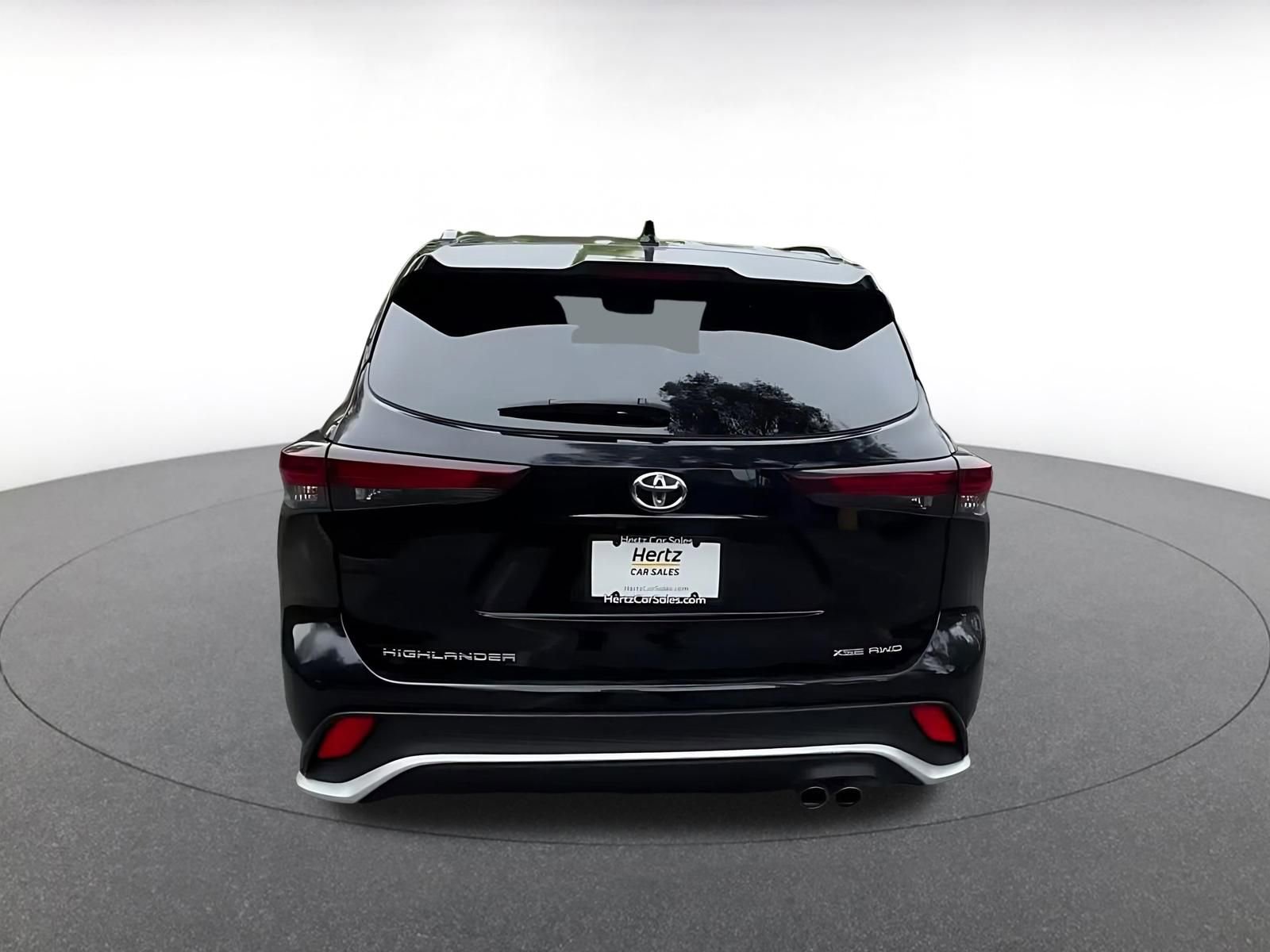 Used 2025 Toyota Highlander XSE AWD/4WD image 12