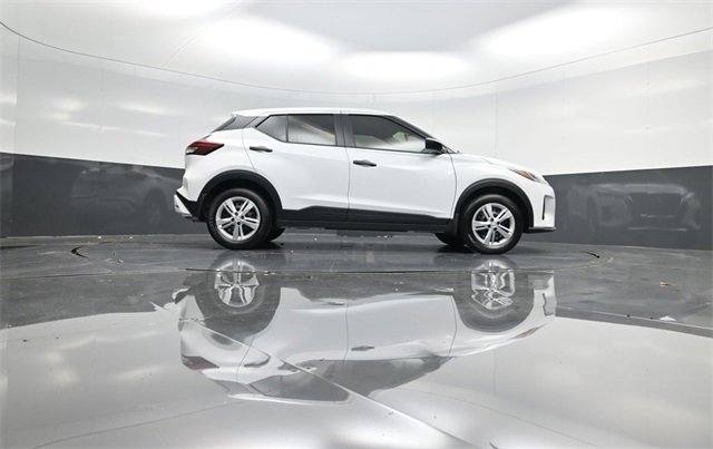 Used 2025 Nissan Kicks Play S image 34