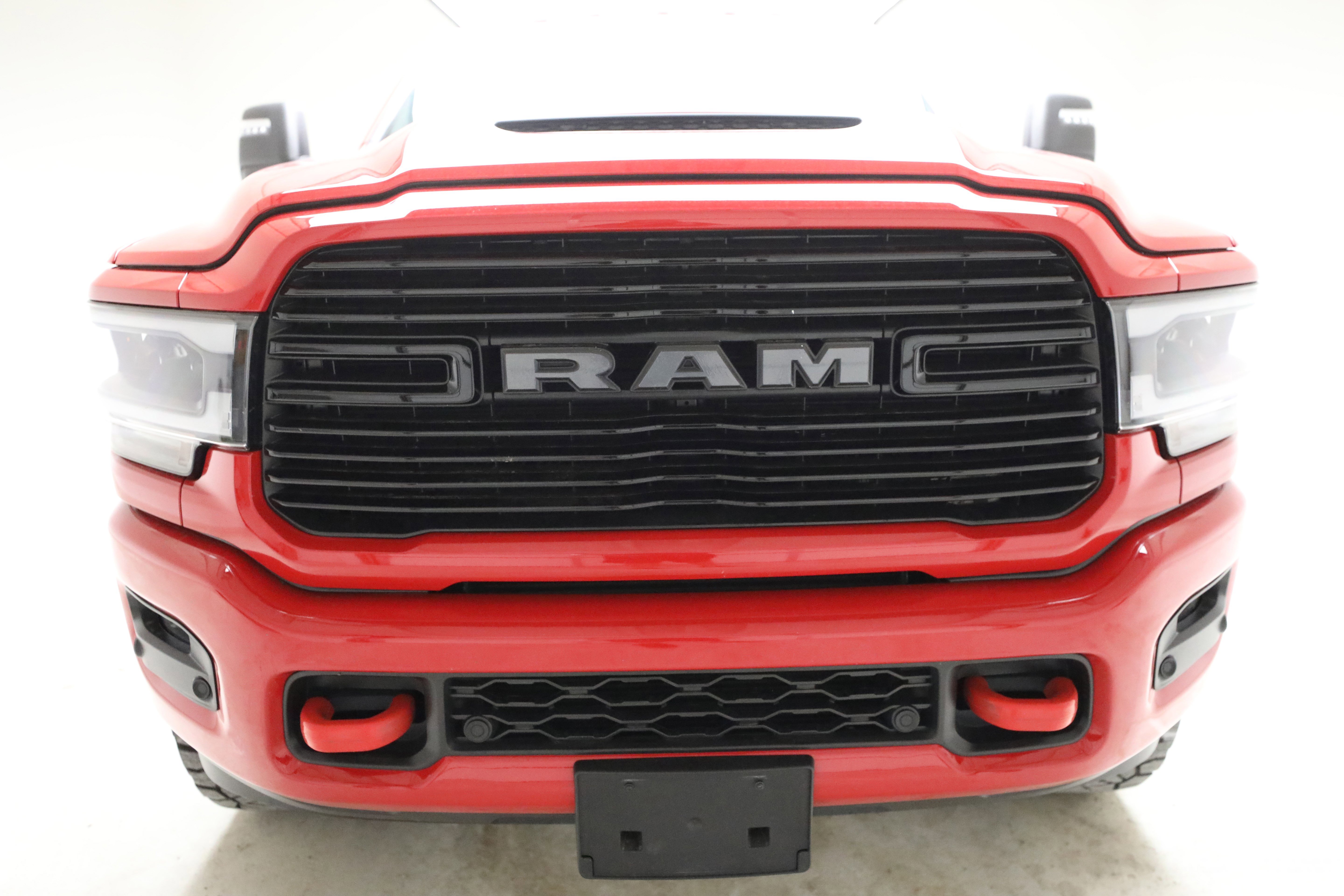 Used 2024 RAM 2500 Laramie w/ Night Edition AWD/4WD image 8