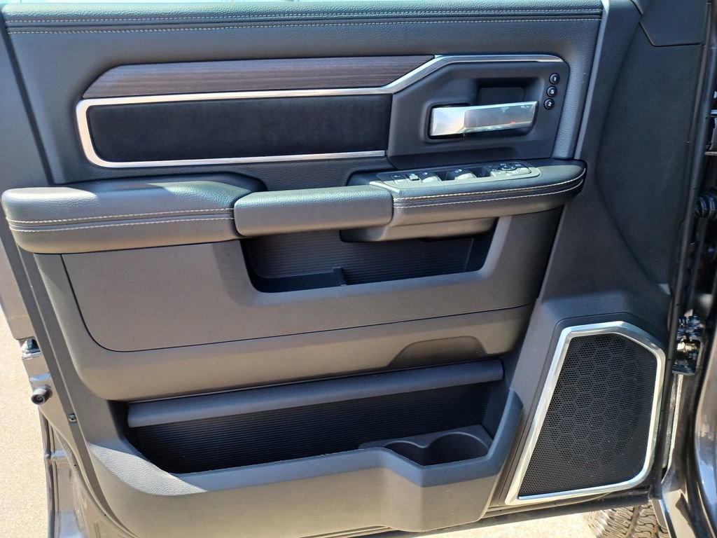 Used 2026 RAM 2500 Laramie AWD/4WD image 13