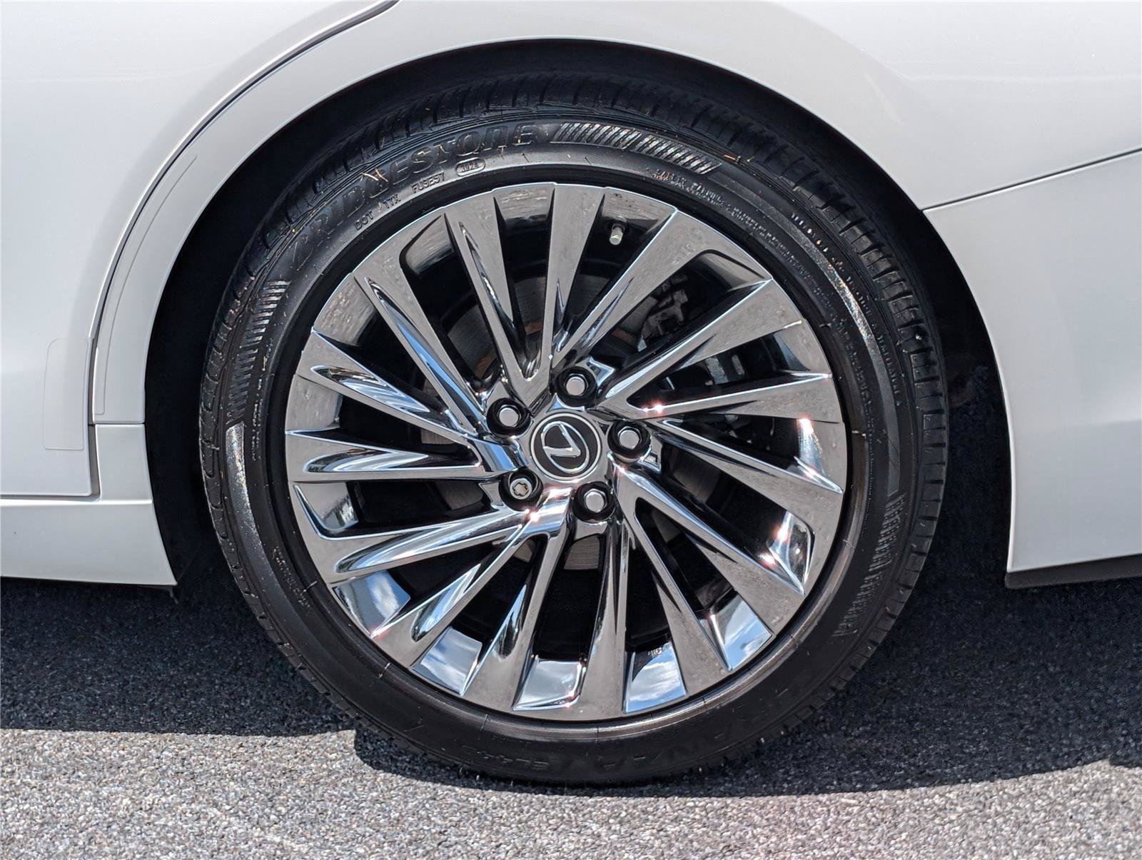 Certified 2025 Lexus ES 350 Ultra Luxury w/ Accessory Package (Z1) FWD image 10