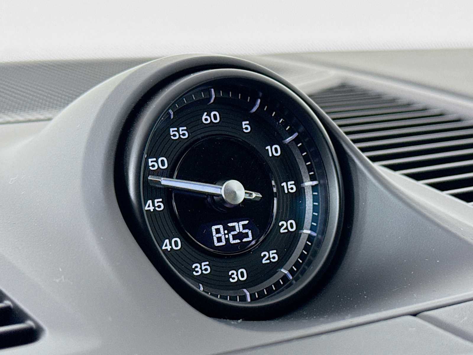 New 2026 Porsche Cayenne S image 17