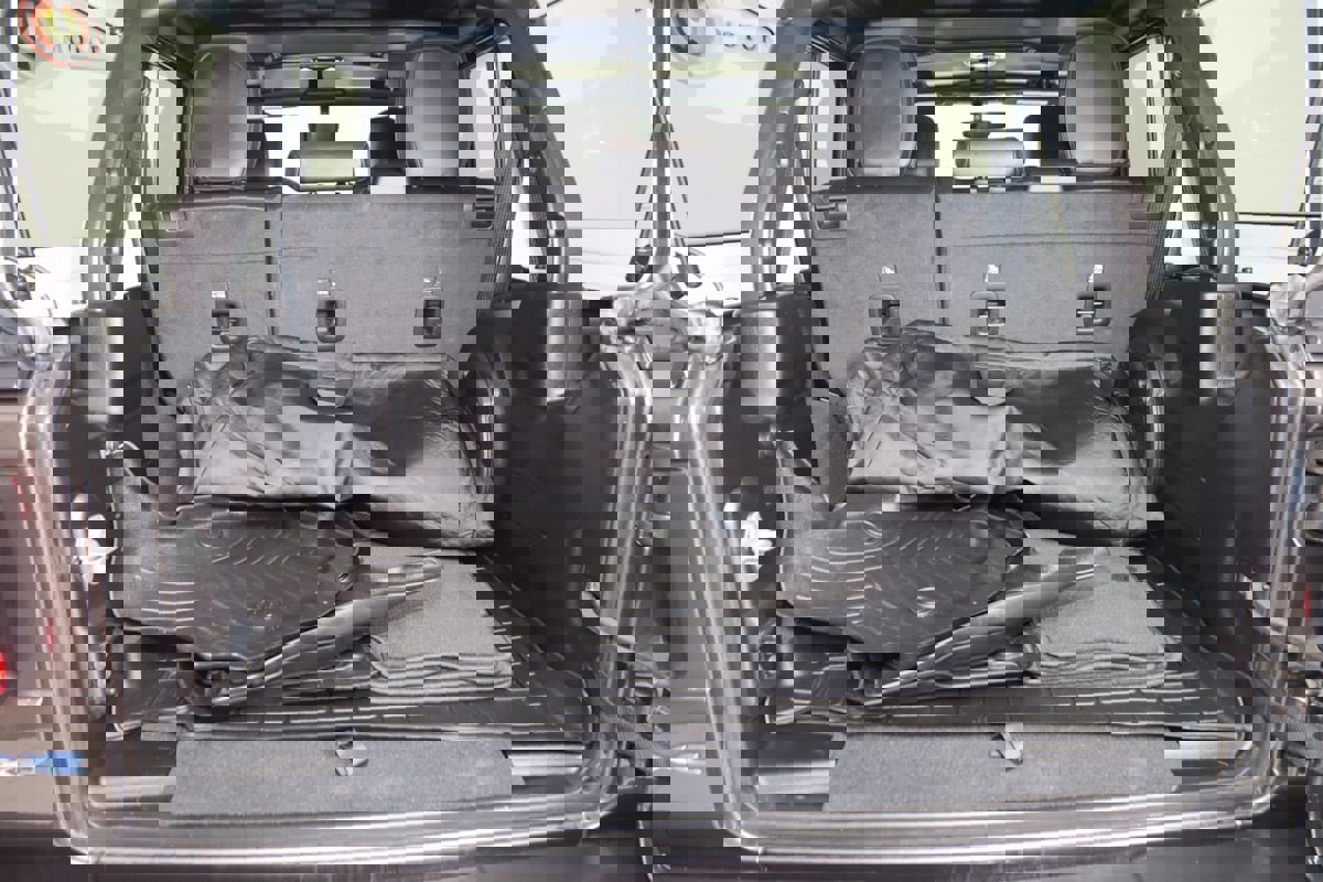 Used 2022 Jeep Wrangler Unlimited Sahara w/ Cold Weather Group image 52