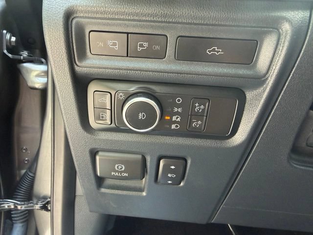 Used 2022 Ford F150 Lariat w/ Equipment Group 502A High AWD/4WD image 30