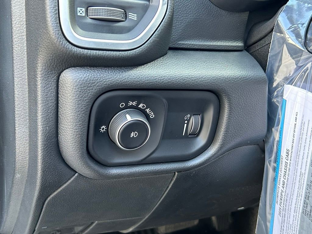 New 2025 RAM 3500 Big Horn image 43