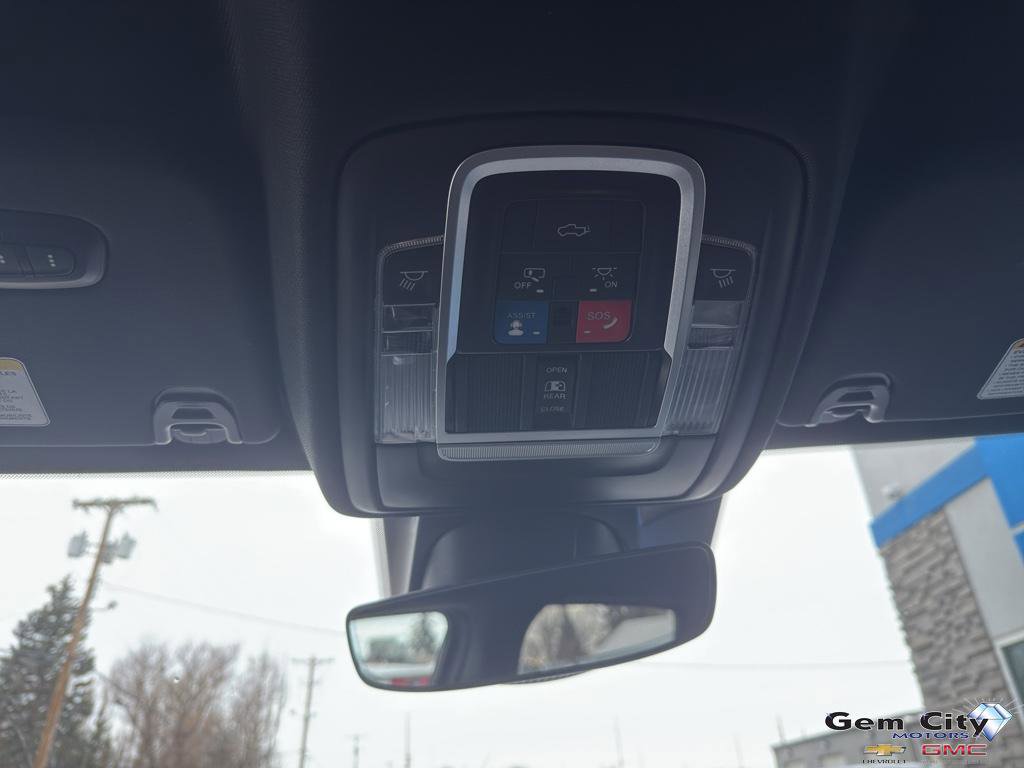 Used 2023 RAM 1500 Limited w/ Bed Utility Group image 16