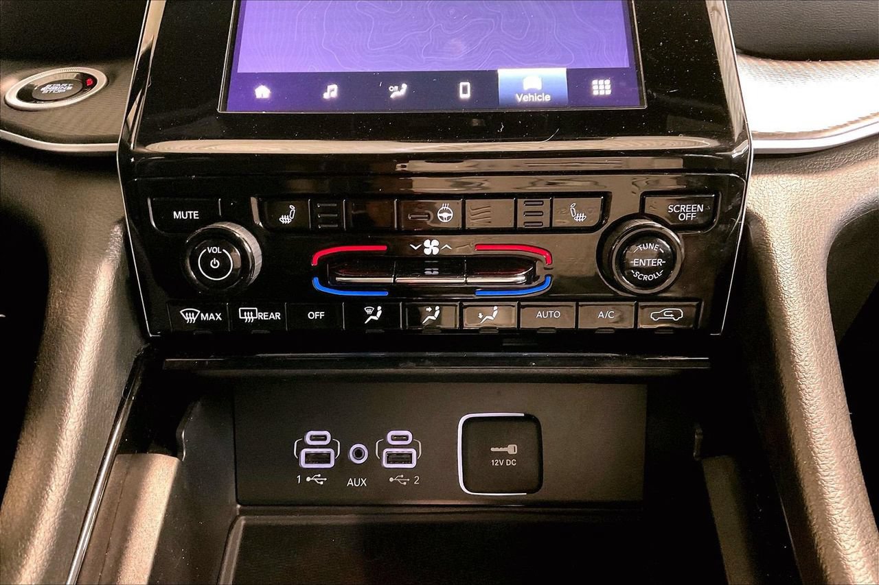 Certified 2023 Jeep Grand Cherokee Altitude AWD/4WD image 19