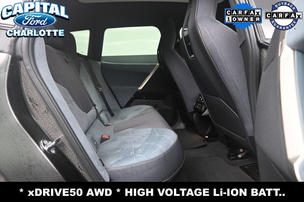 Used 2023 BMW iX xDrive50 w/ Sport Package AWD/4WD image 11