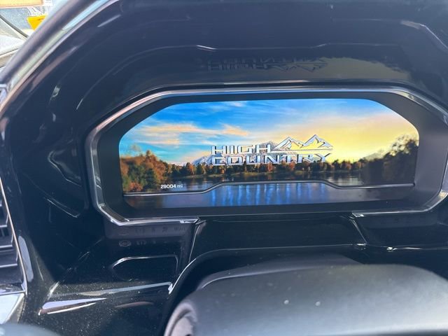 Used 2024 Chevrolet Silverado 2500 High Country w/ Technology Package image 9