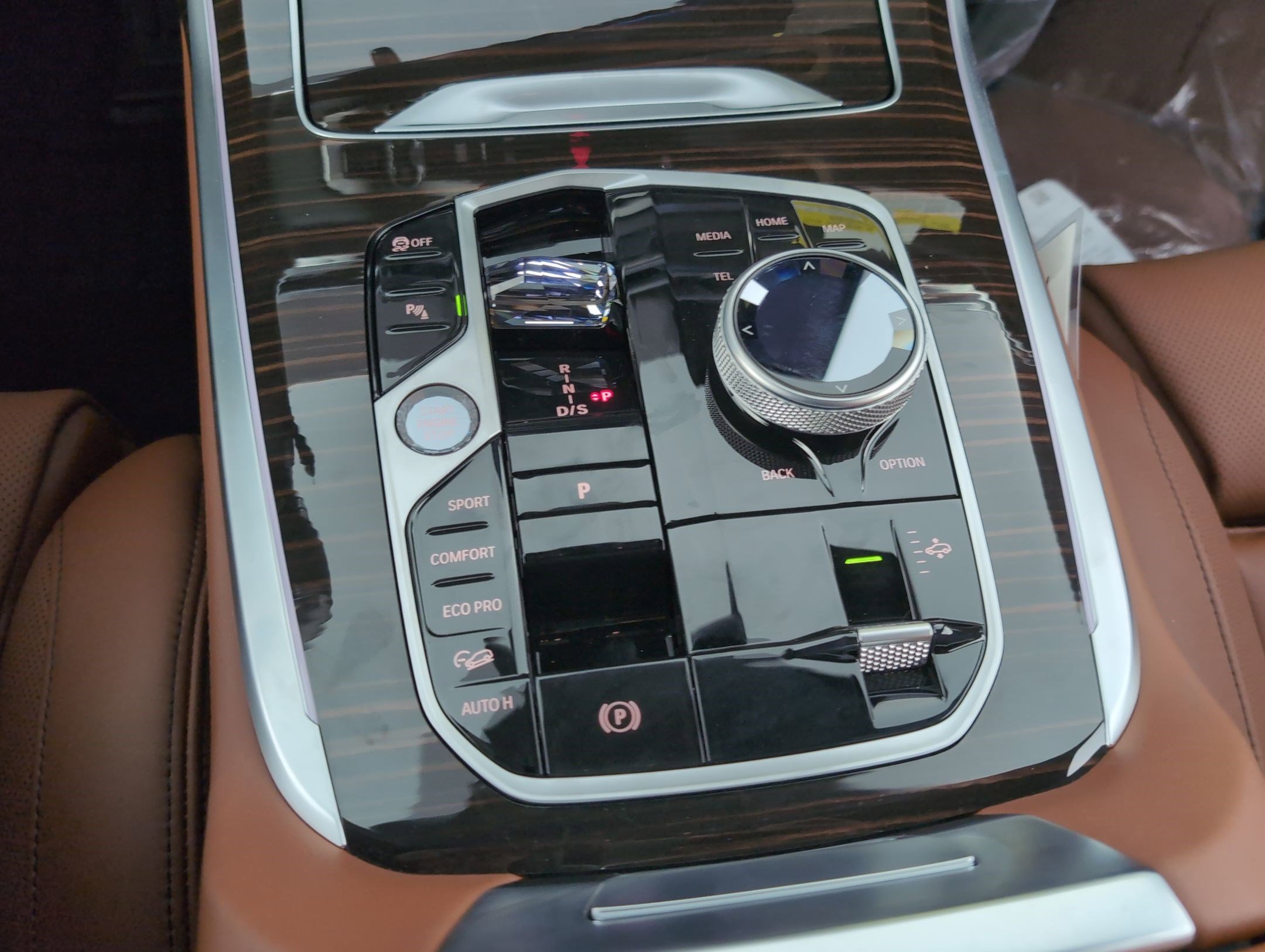 New 2026 BMW X7 xDrive40i w/ Executive Package image 15