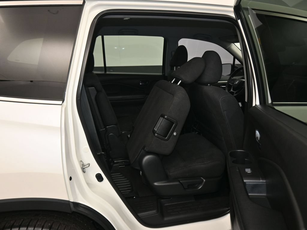 Used 2019 Honda Pilot LX image 44