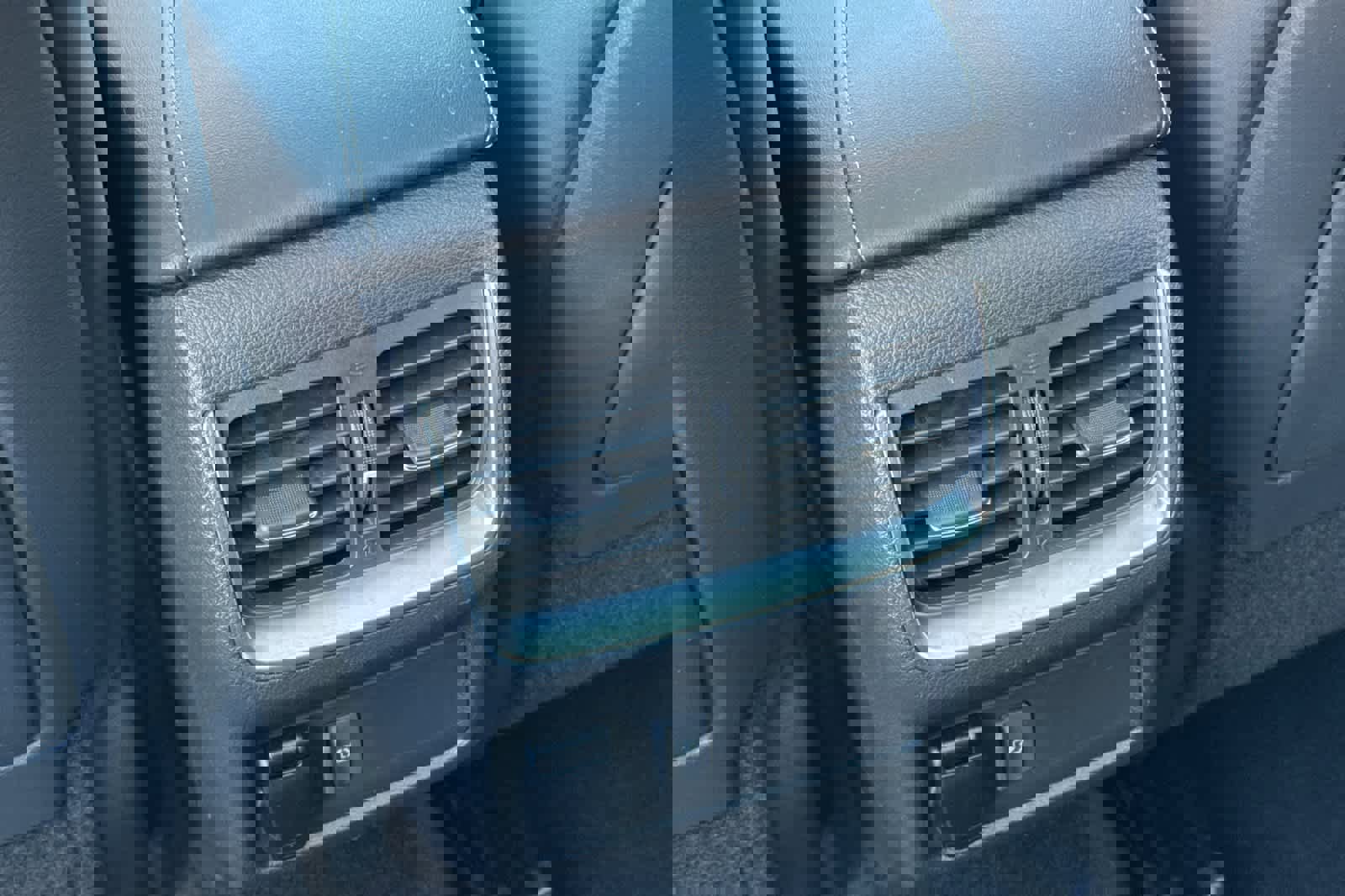 Used 2019 INFINITI QX50 Luxe w/ Navigation Package image 14