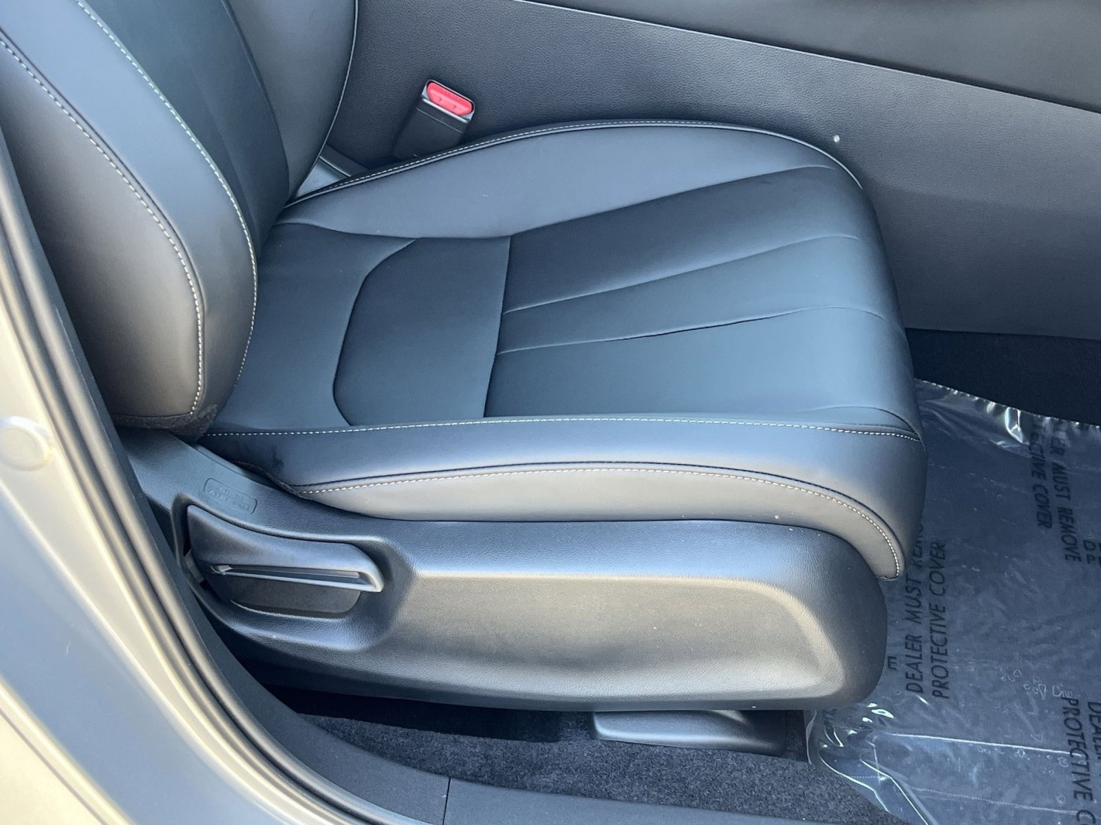 Certified 2025 Acura ADX FWD image 31