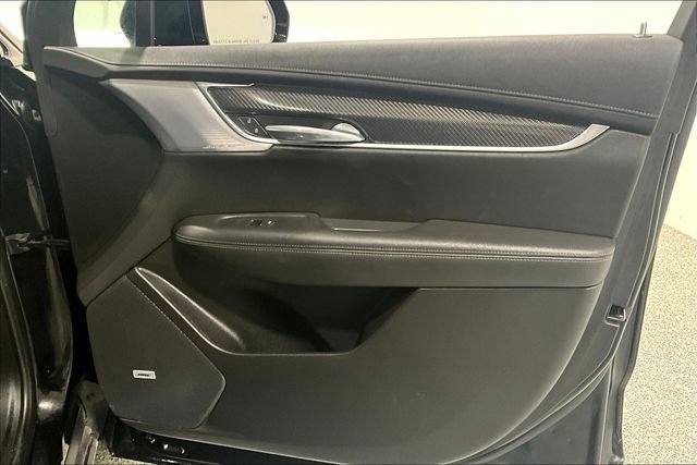 Used 2023 Cadillac XT6 Sport image 30