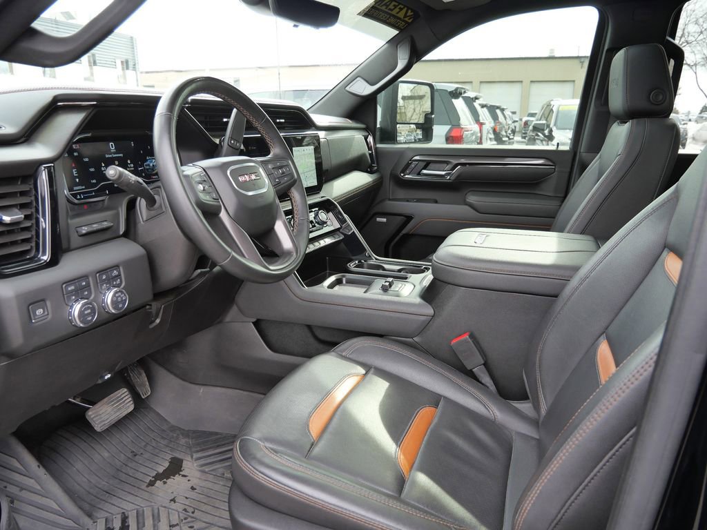 Used 2025 GMC Sierra 2500 AT4 w/ AT4 Premium Plus Package image 29