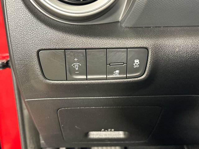 Used 2023 Hyundai Kona SE w/ Cargo Package FWD image 19