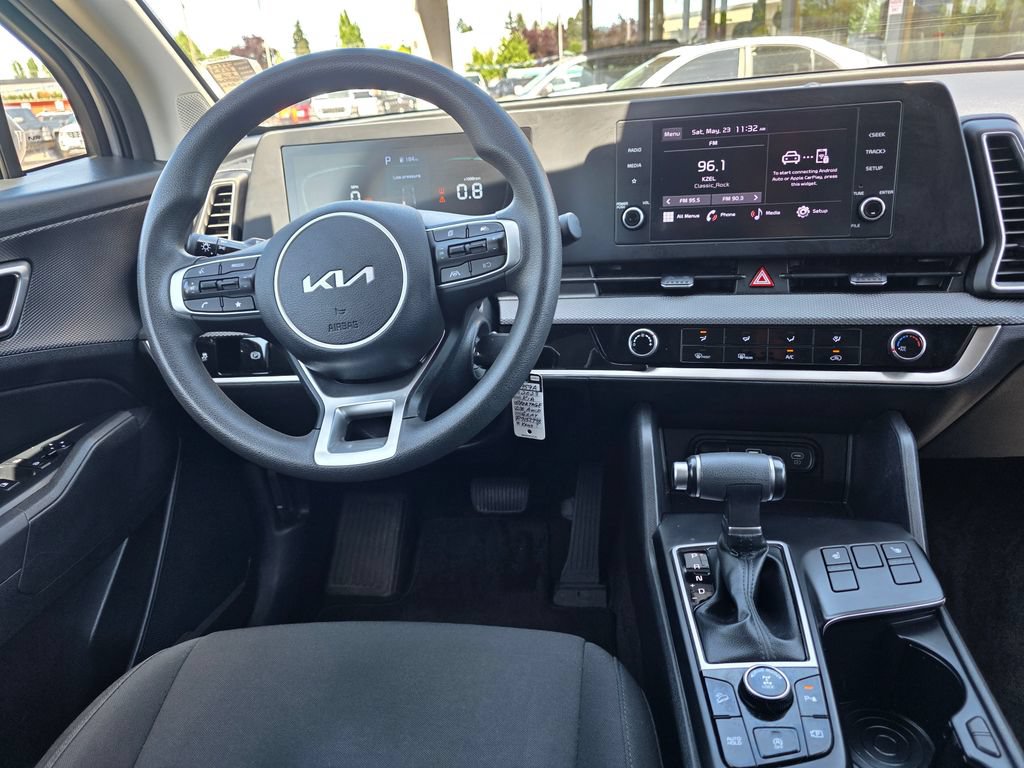 Used 2023 Kia Sportage LX AWD/4WD image 10