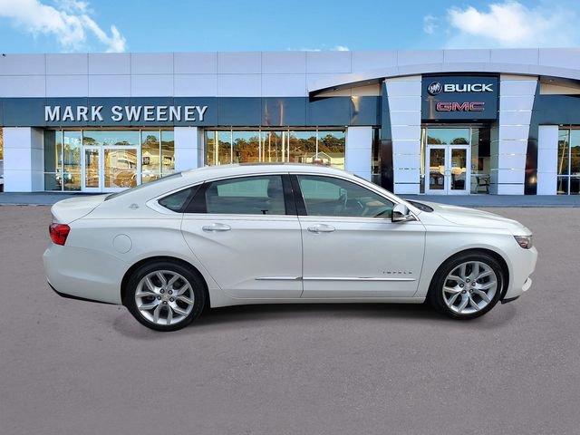 Used 2016 Chevrolet Impala LTZ w/ Enhanced Convenience Package FWD image 31