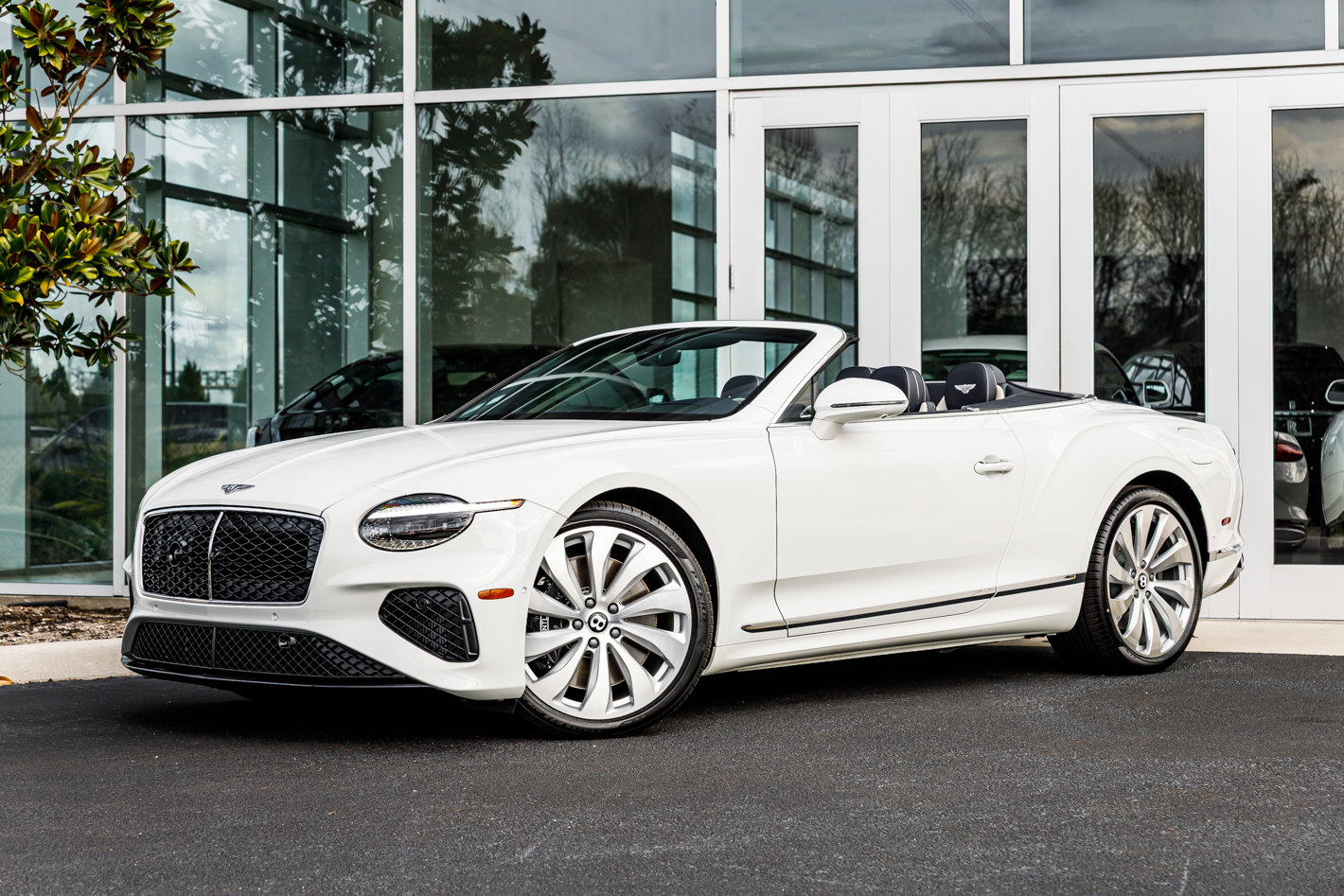 New 2026 Bentley Continental GTC image 3