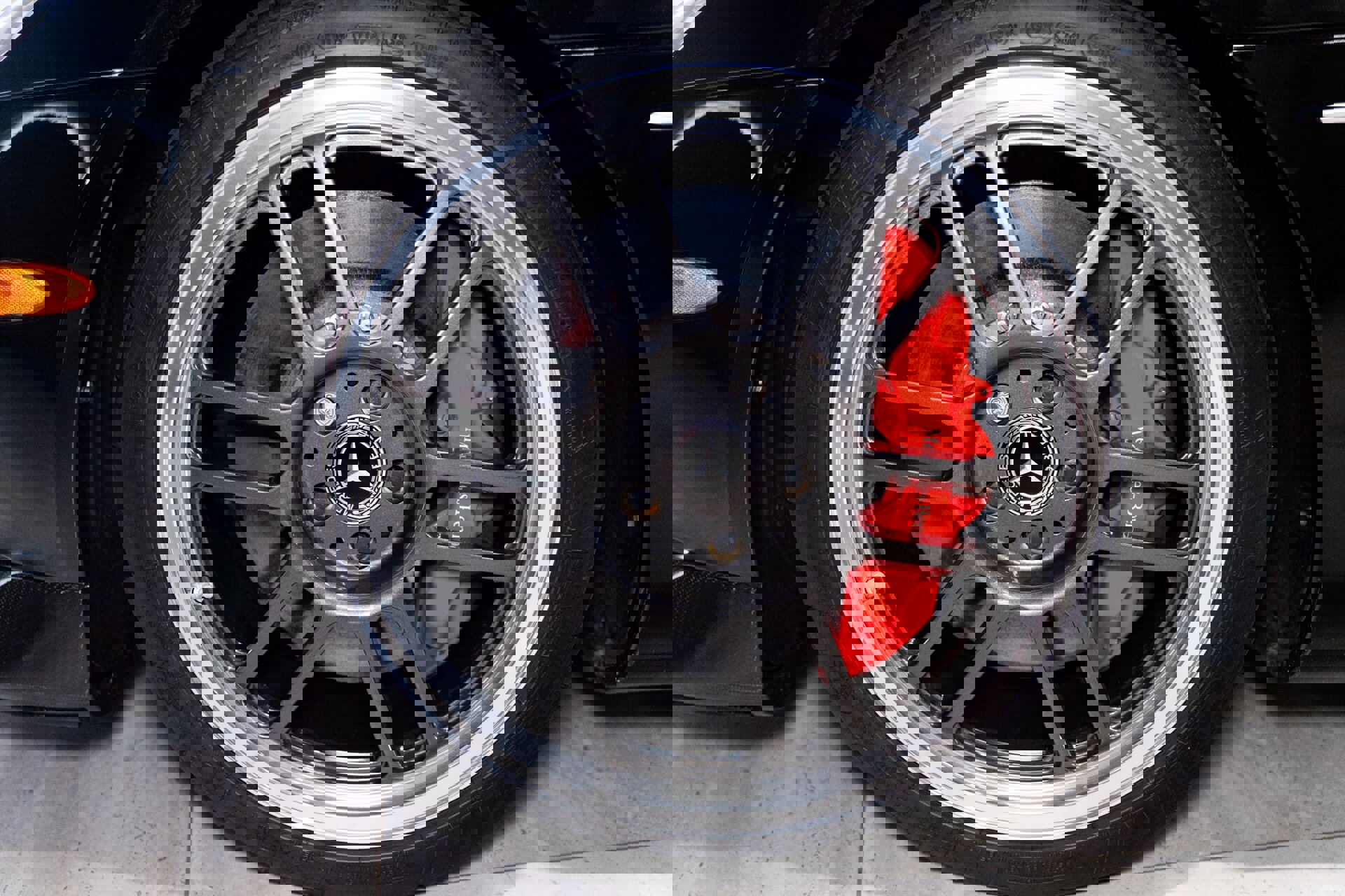 Used 2006 Mercedes-Benz SLR image 16