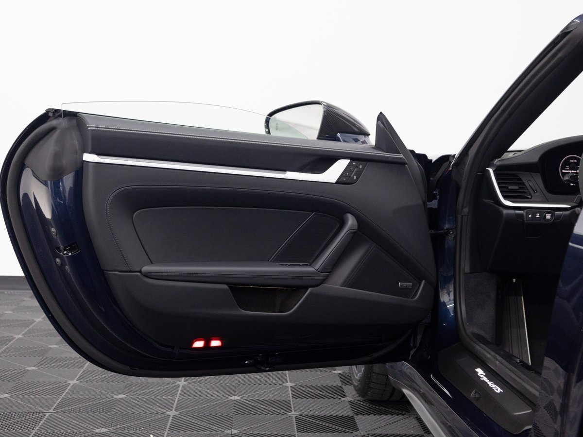 Certified 2026 Porsche 911 Targa 4 GTS image 14