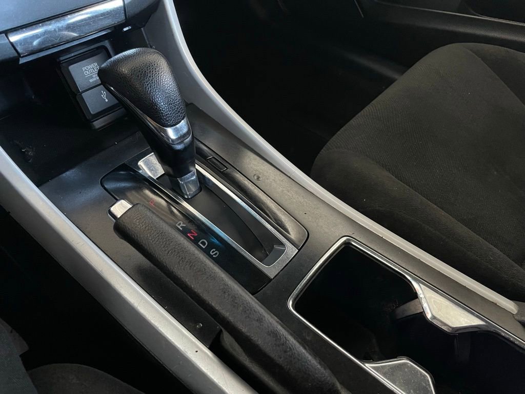 Used 2013 Honda Accord LX-S image 30
